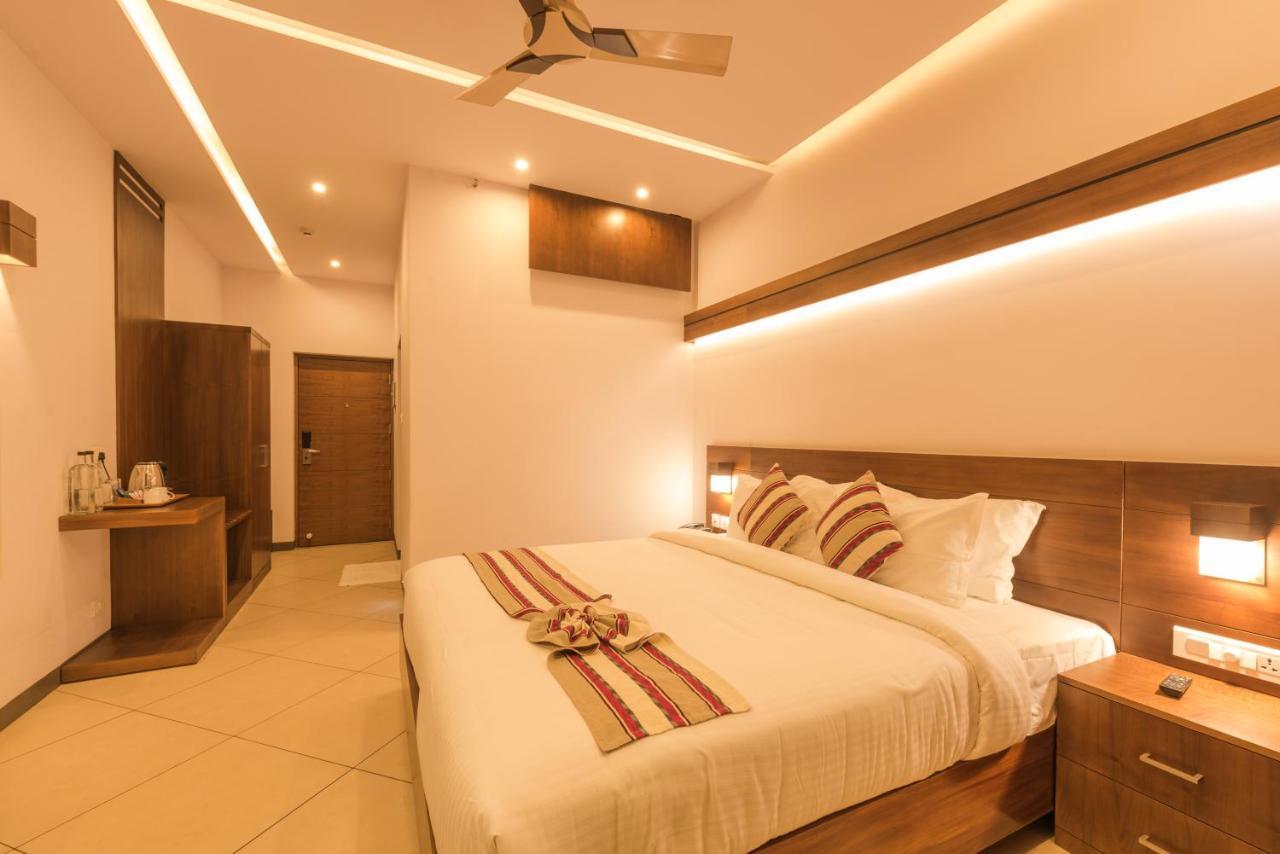 Trivers Resort Munnar Exteriör bild