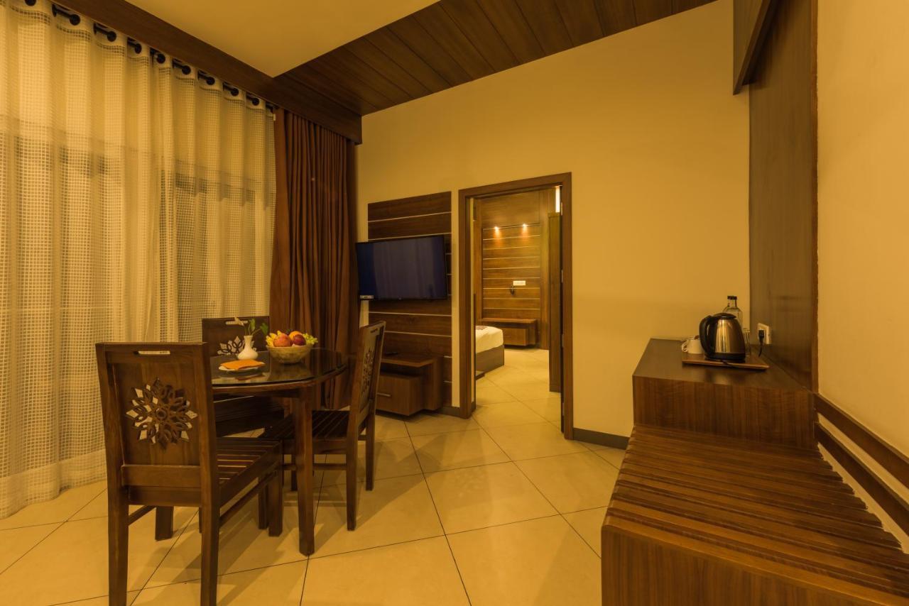 Trivers Resort Munnar Exteriör bild